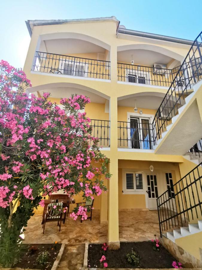 Green Garden Apartment Vodice Exterior foto